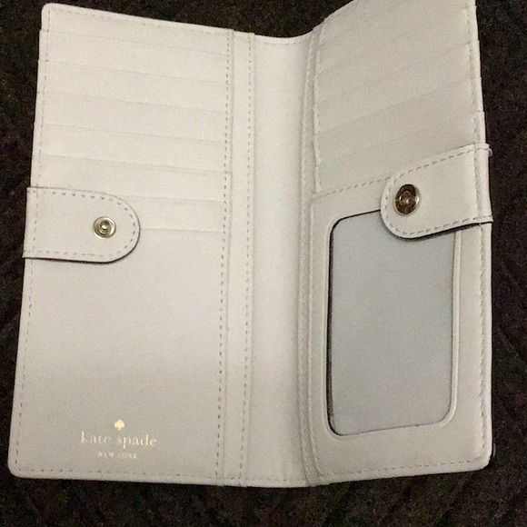 Kate Spade wallet.. - Picture 3 of 6